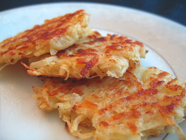 homemade potato latkes