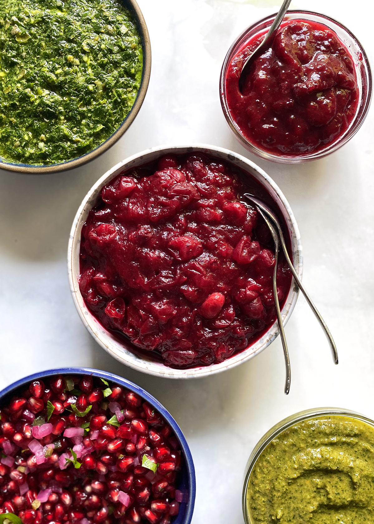 Easy Whole Berry Cranberry Sauce Recipe