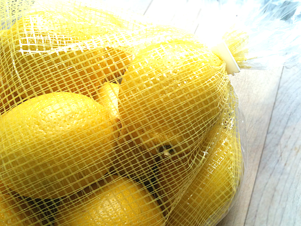 Lemonade Detox Diet - Lemons in Bag