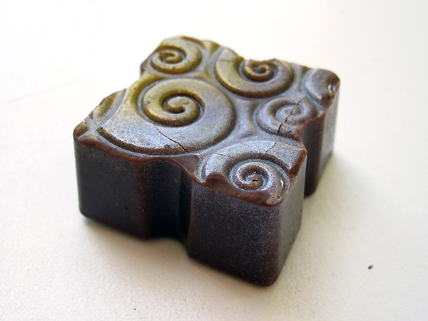 Happy Ending Chocolates - Two Tone with Caramel Ganache, Rum and Sea Salt