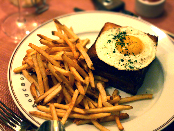 Bouchon, - Croque Madame