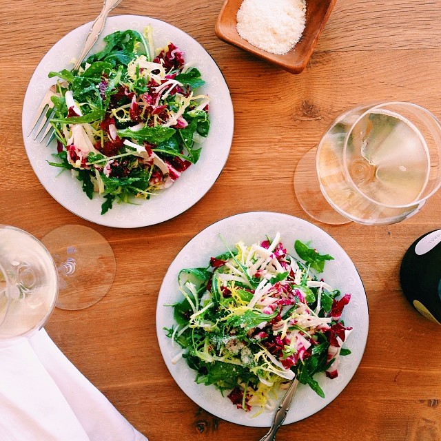 prosecco-+-tricolore-salad-to-start-wine-wednesday-lunch-at-la-casalicious
