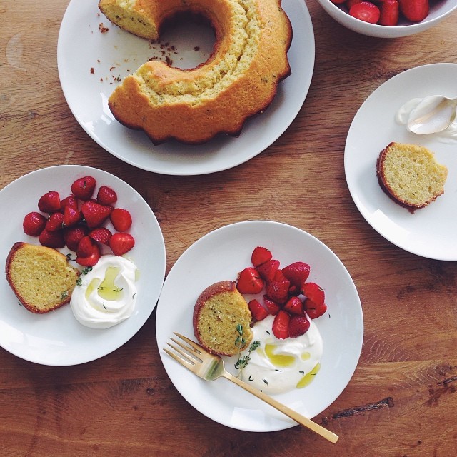 olive oil cake in bundt cake pan