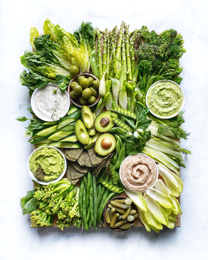 green goddess crudites platter