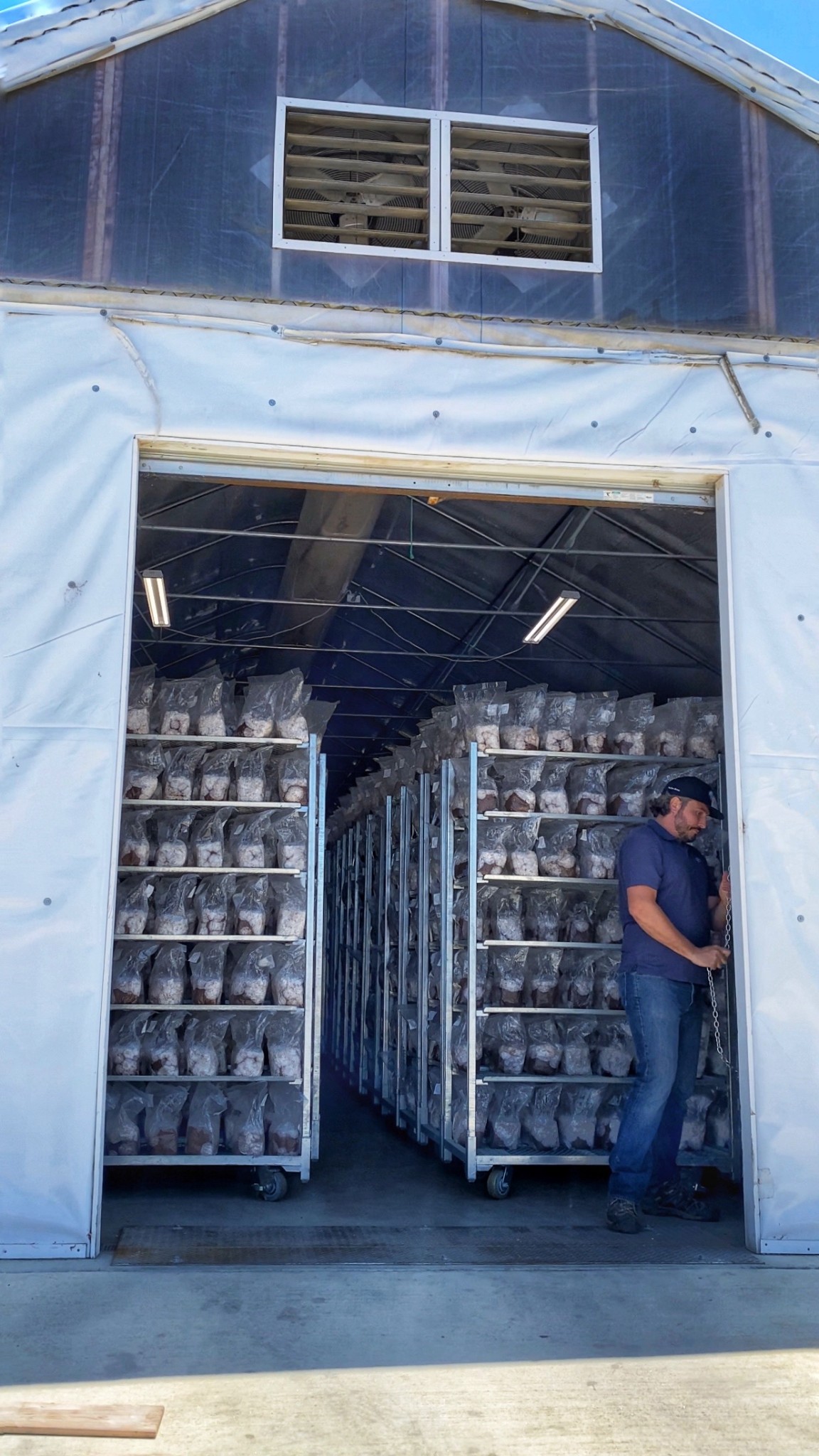 Far West Fungi mushroom farm