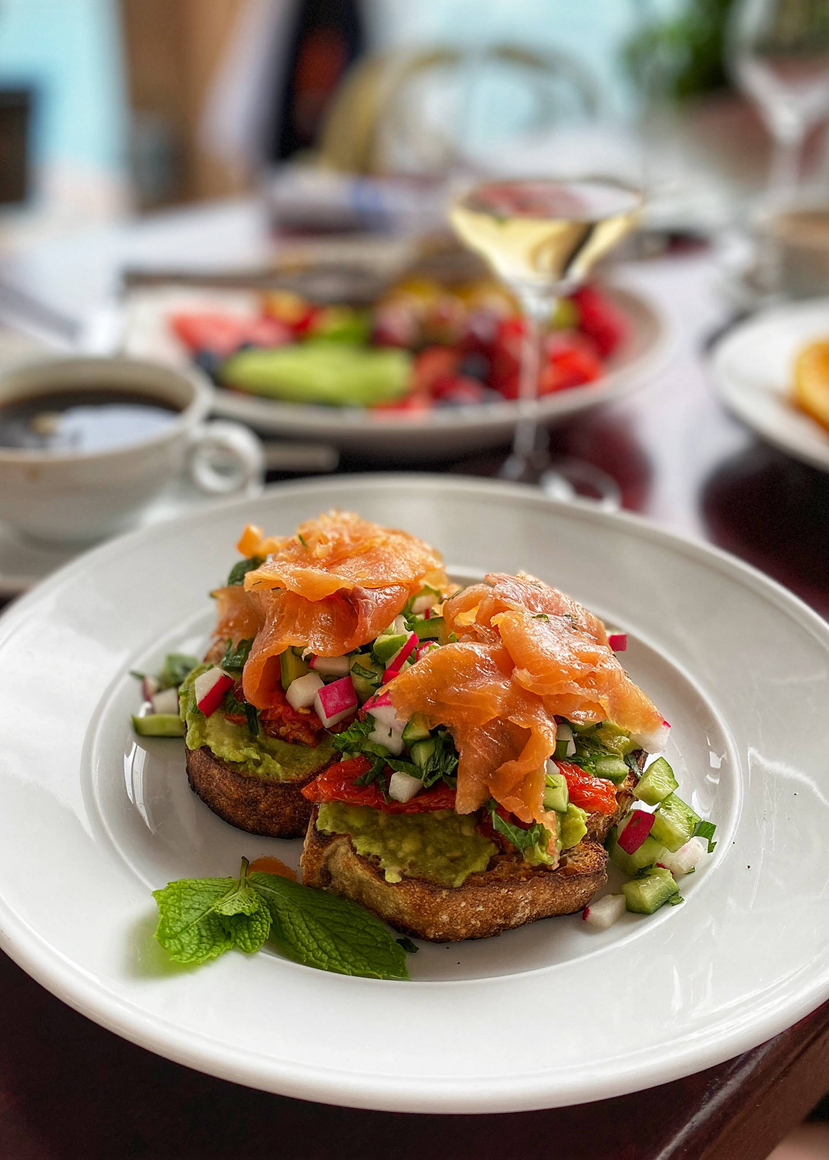 Smoked Salmon and avocado toast paired wine sparkling wine