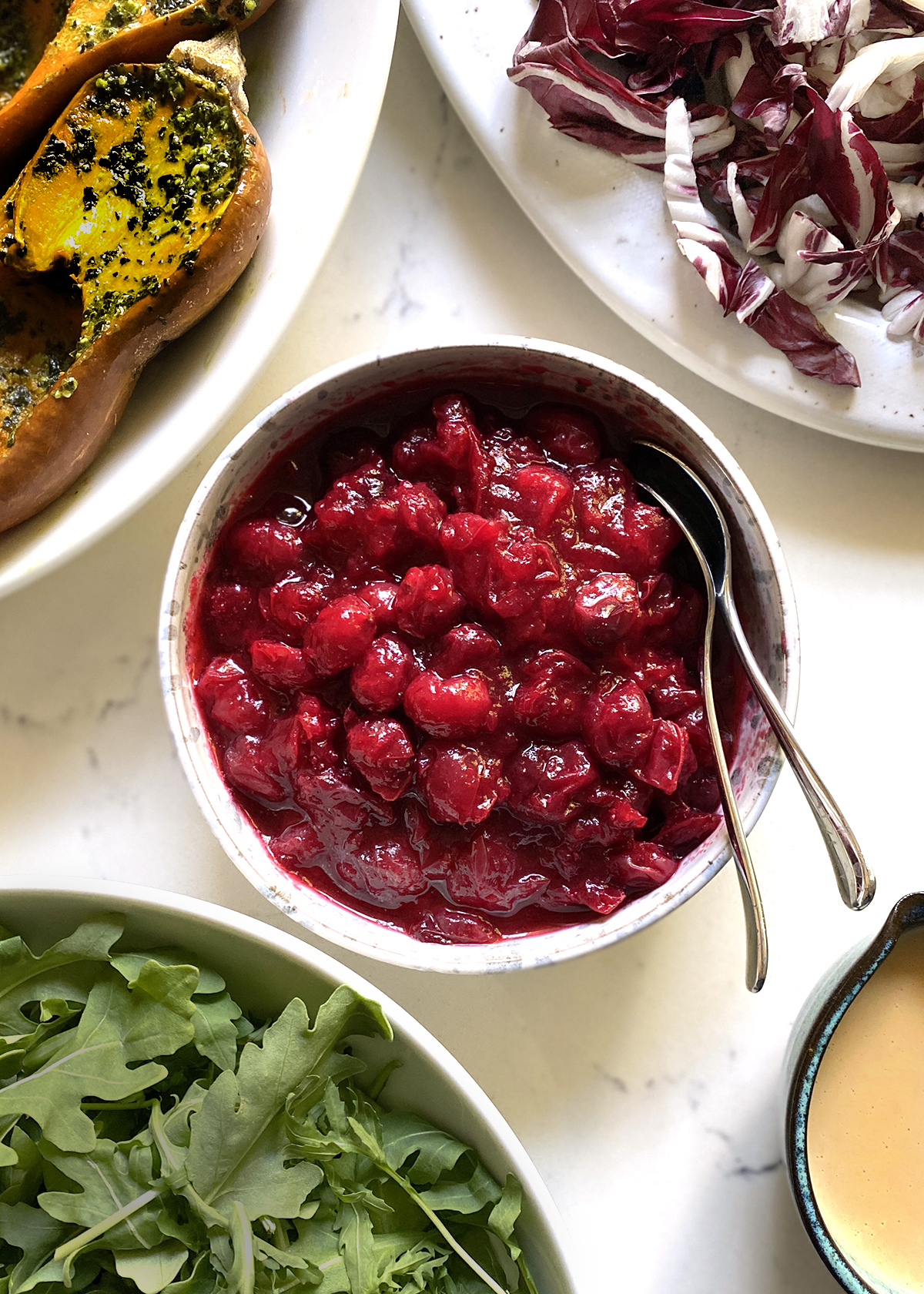 cranberry sauce in bowl