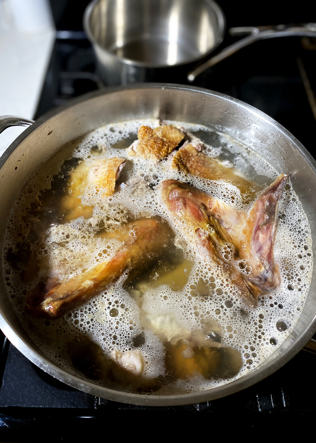 How to Make Turkey Bone Broth