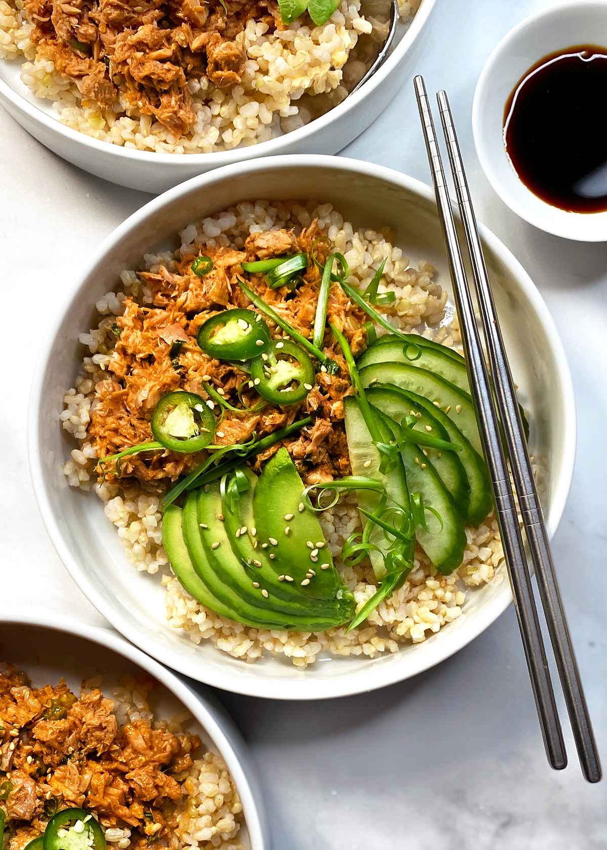 spicy tuna roll in bowl