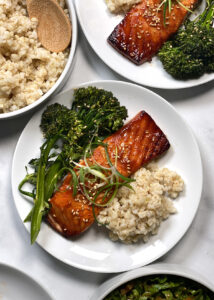 spicy gochujang salmon with brown rice and broccoli