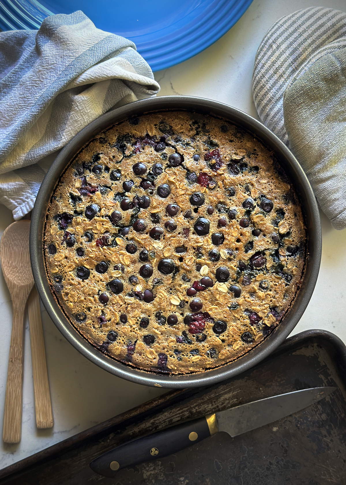 Blueberry Muffin Baked Oatmeal in round cake pan