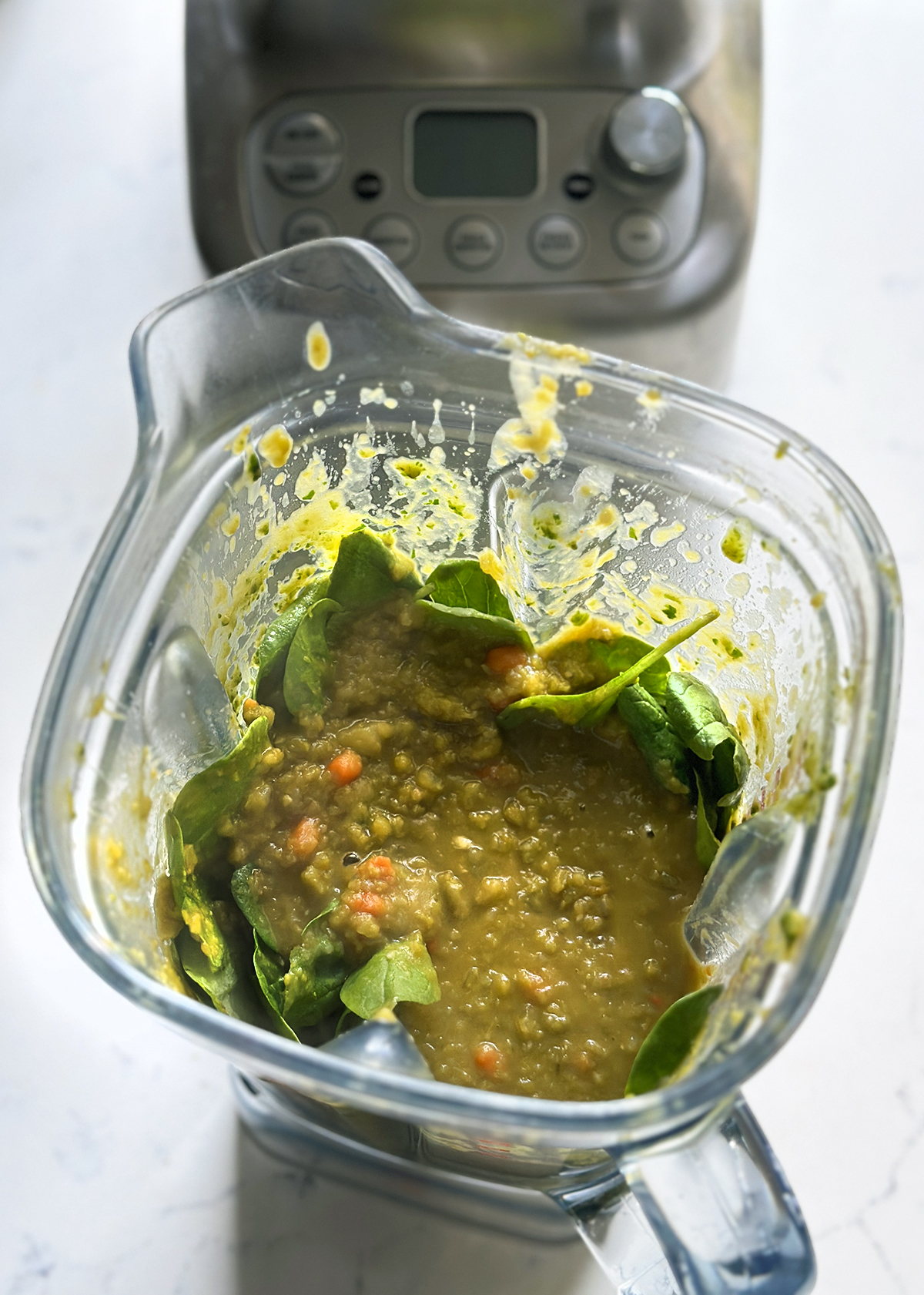 baby spinach and vegetarian split pea soup in blender
