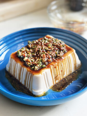 silken tofu block with spicy sauce