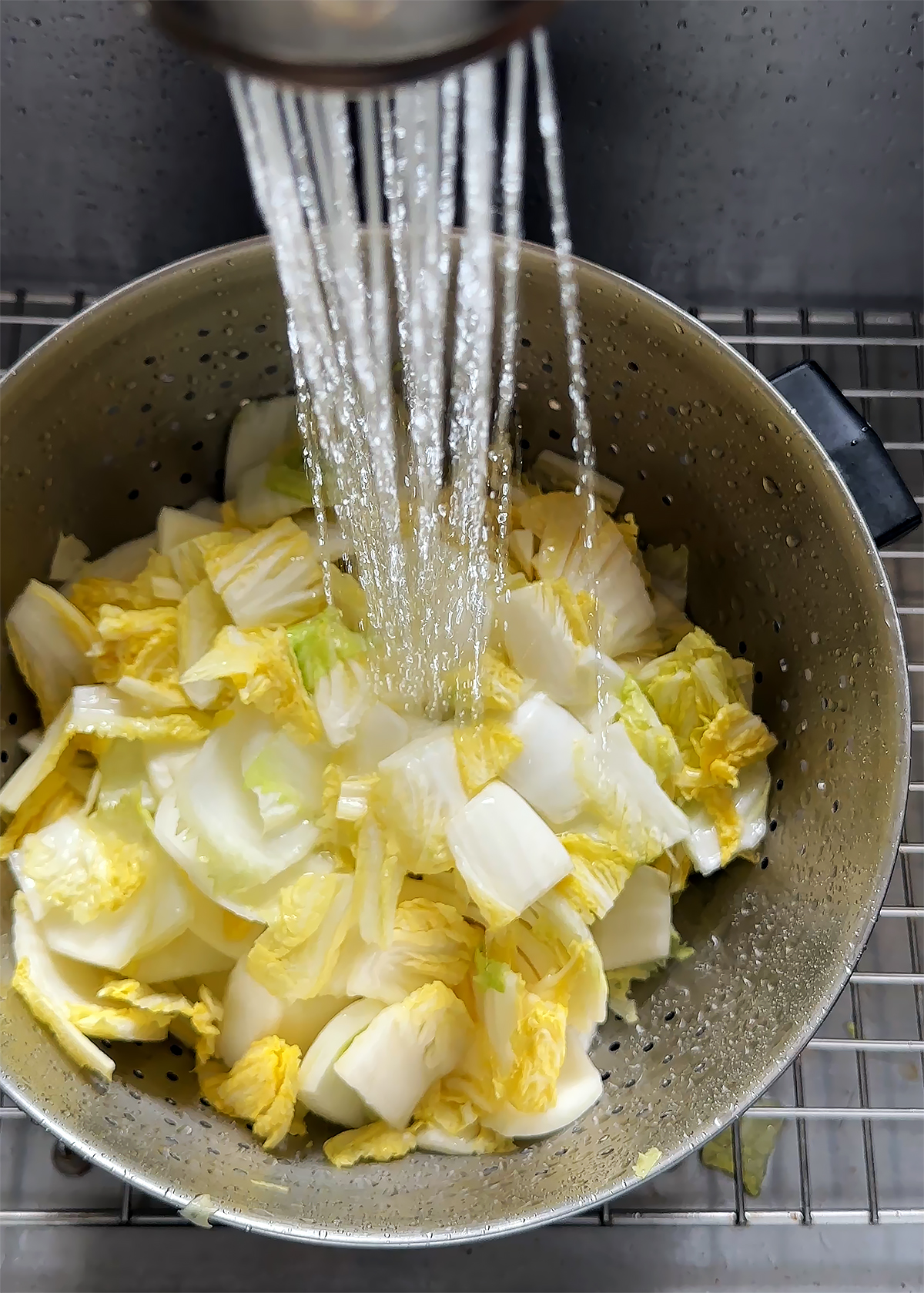 draining and rinsing cabbage
