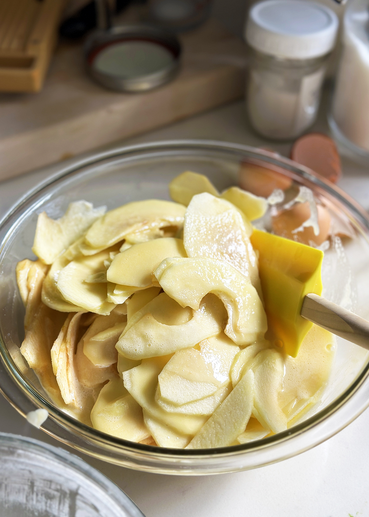 invisible apple cake batter