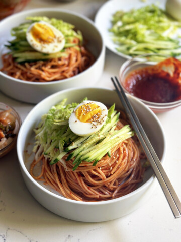 korean spicy cold noodles bibim guksu