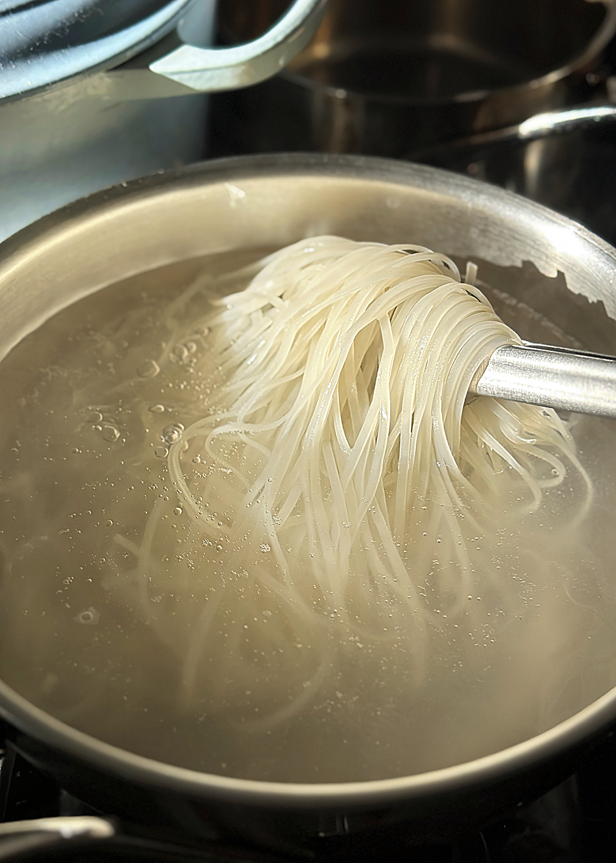 boiling rice noodles