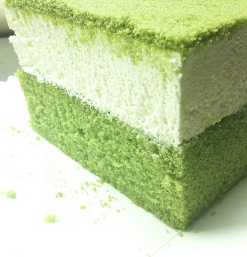 green tea tiramisu cake