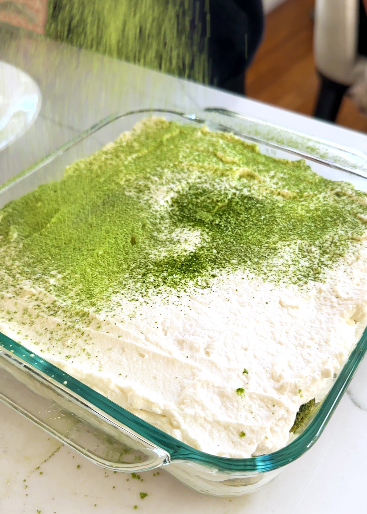 matcha tiramisu dusting top